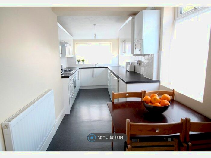 3 Bedroom Semi-Detached House To Rent In Parsonage Road, Manchester, M20