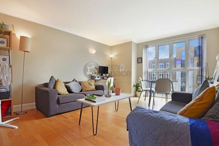 2 Bedroom Flat To Rent In Clapham High St, Clapham, SW4