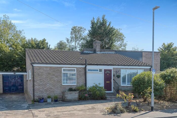 2 Bedroom Semi-Detached Bungalow For Sale In Raynsford Road, Great Whelnetham, Bury St. Edmunds, IP30
