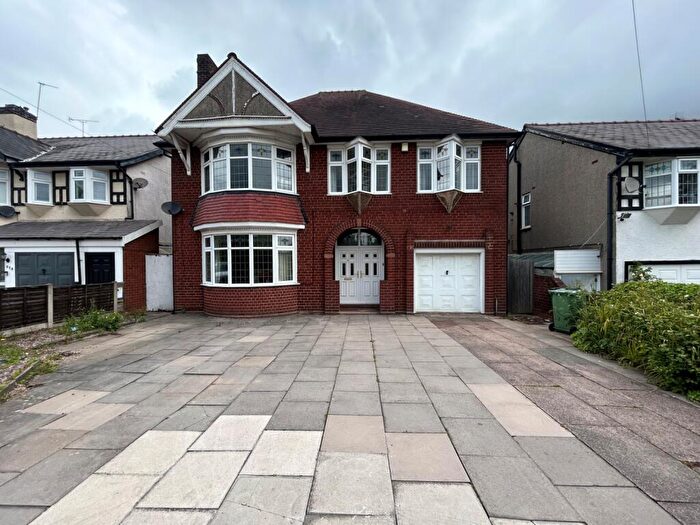 5 Bedroom Detached House To Rent In Hagley Road, Hayley Green, Halesowen, West Midlands, B63