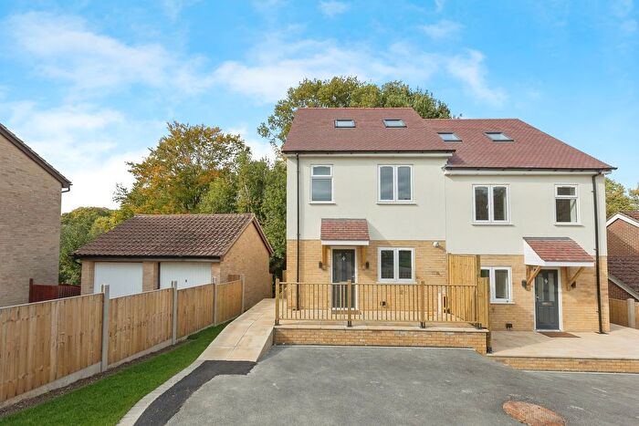 4 Bedroom Property To Rent In Blackthorn Avenue, Tunbridge Wells, TN4