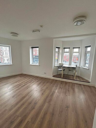 1 Bedroom Flat To Rent In North Clive Street, Grangetown, Cardiff, CF11