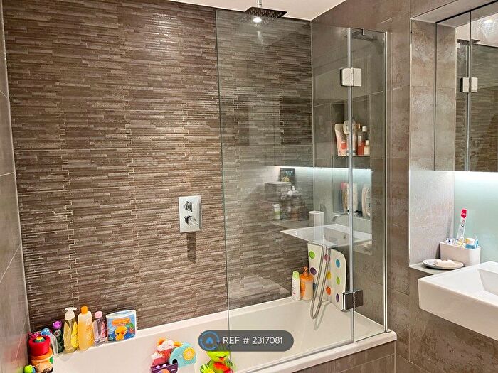 1 Bedroom Flat To Rent In Gaumont Place, Streatham Hill, SW2