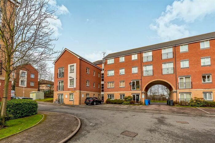 2 Bedroom Apartment To Rent In Poppy Fields, Kettering, NN16