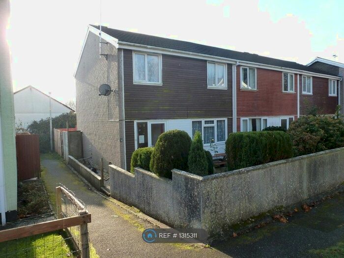 3 Bedroom Semi-Detached House To Rent In Longpark Way, St. Austell, PL25