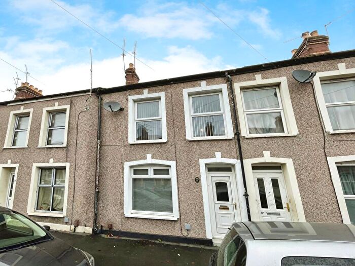 3 Bedroom House To Rent In Rolls Street, Cardiff, CF11