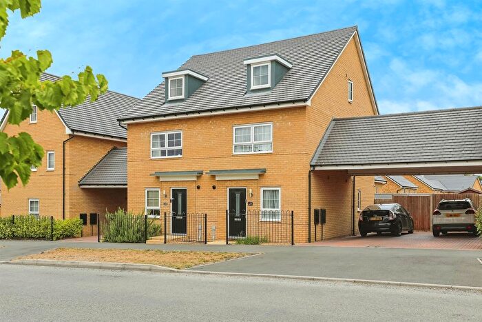 3 Bedroom Semi-Detached House For Sale In Gumcester Way, Godmanchester, Huntingdon, PE29