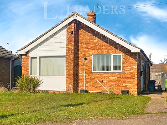 2 Bedroom Detached House To Rent In Virginia Close, The Tudors, CO15