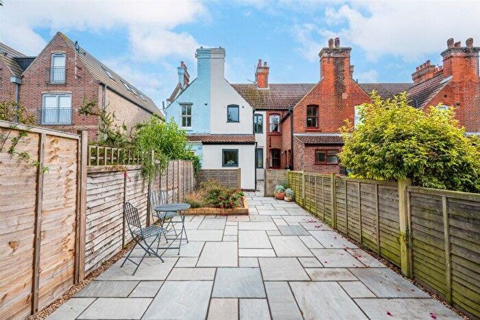 2 Bedroom Terraced House For Sale In Leiston Road, Aldeburgh, IP15