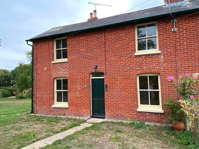 3 Bedroom Semi-Detached House To Rent In Stockbridge, Hampshire, SO20