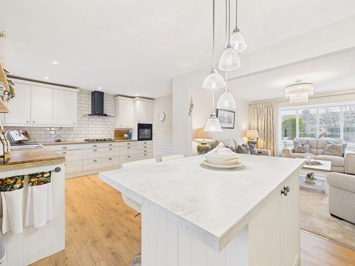 4 Bedroom Detached Bungalow For Sale In Queensmere, Chester Le Street, DH3