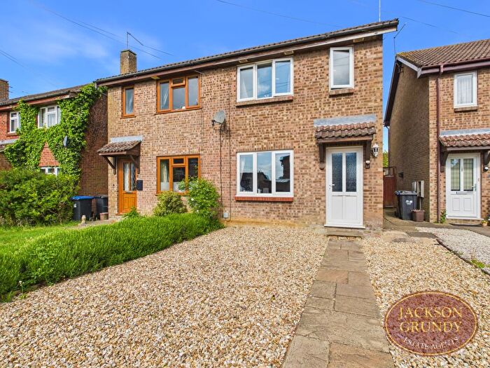 2 Bedroom Semi-Detached House For Sale In Spencer Road, Long Buckby, NN6