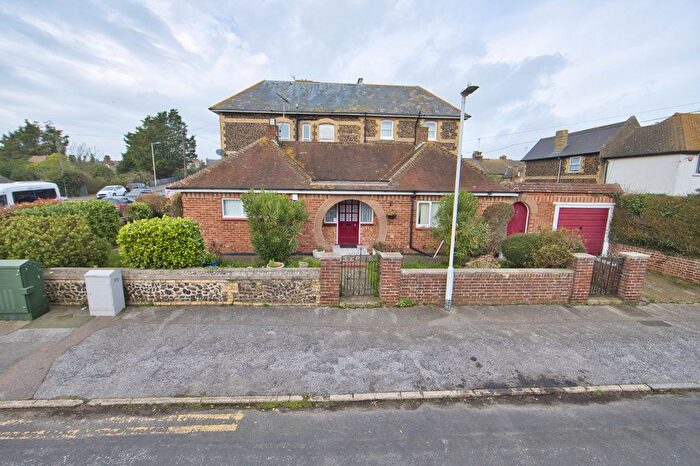 2 Bedroom Bungalow For Sale In Harold Avenue, Westgate-On-Sea, CT8