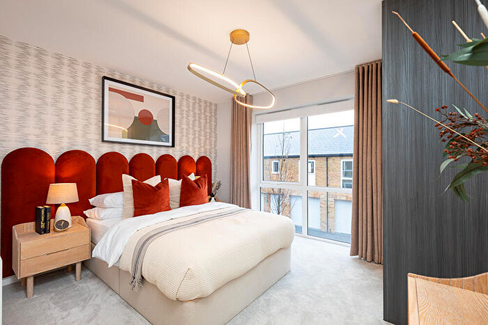 3 Bedroom End Of Terrace House For Sale In Harbour Village Off College Road, Northfleet, DA11