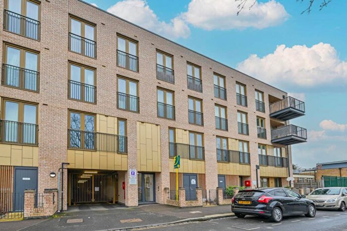 2 Bedroom Flat To Rent In Shipman Road, Royal Docks, London, E16