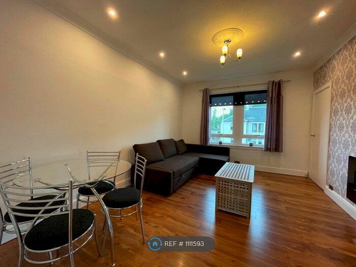 2 Bedroom Flat To Rent In Schawpark Avenue, Sauchie, Alloa FK10