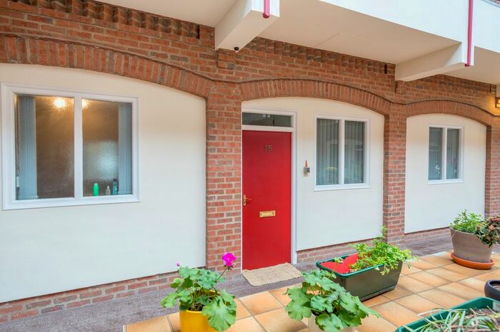 2 Bedroom Flat To Rent In Buckingham Court, York YO1