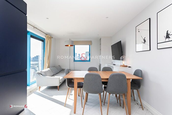 2 Bedroom Flat To Rent In Western Gateway Apartments, Royal Docks, E16