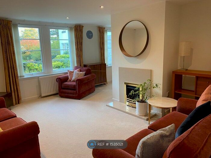 3 Bedroom Flat To Rent In Grierson House, Edinburgh, EH16