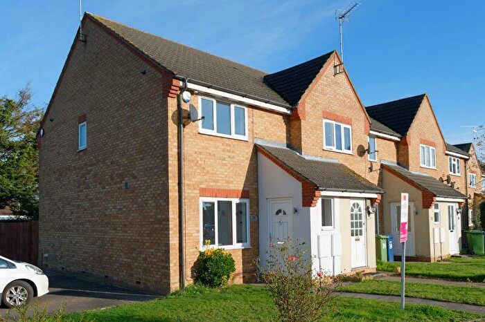 3 Bedroom End Of Terrace House To Rent In Swanton Close, March, PE15