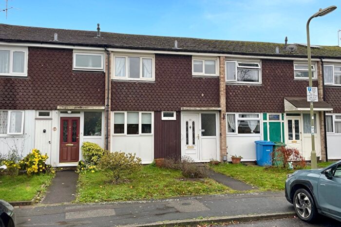 3 Bedroom Terraced House For Sale In Marston Drive, Farnborough, GU14