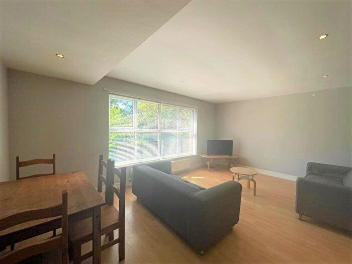 1 Bedroom Apartment To Rent In Osborne Avenue, Newcastle Upon Tyne, NE2