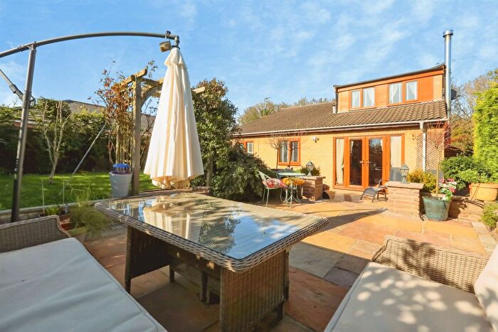 4 Bedroom Detached Bungalow For Sale In Woodsetts Road, North Anston, Sheffield, S25
