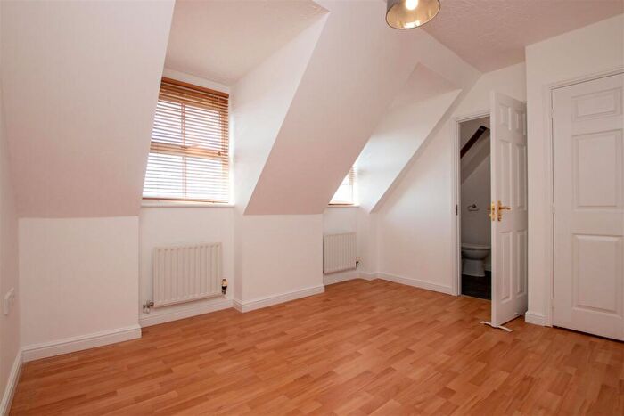 2 Bedroom Apartment To Rent In Portishead Drive, Tattenhoe, Milton Keynes, MK4