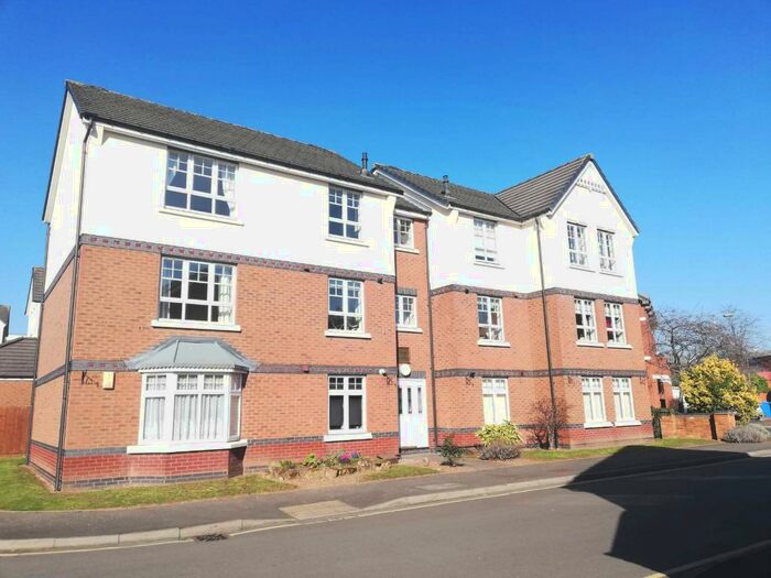 2 Bedroom Apartment To Rent In Alexandra Mews, Tamworth, B79