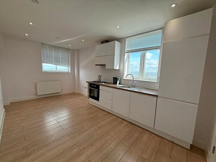 1 Bedroom Flat To Rent In Buckingham Street, Aylesbury, HP20
