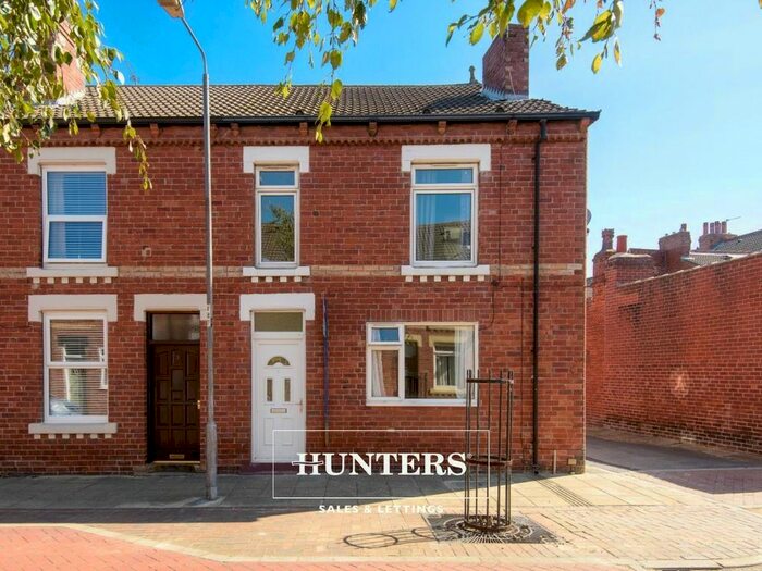3 Bedroom Property To Rent In Richmond Street, Castleford, WF10