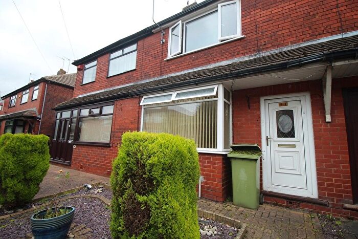 2 Bedroom Terraced House To Rent In -Bedroom House To Let, New Earth Street, OL4