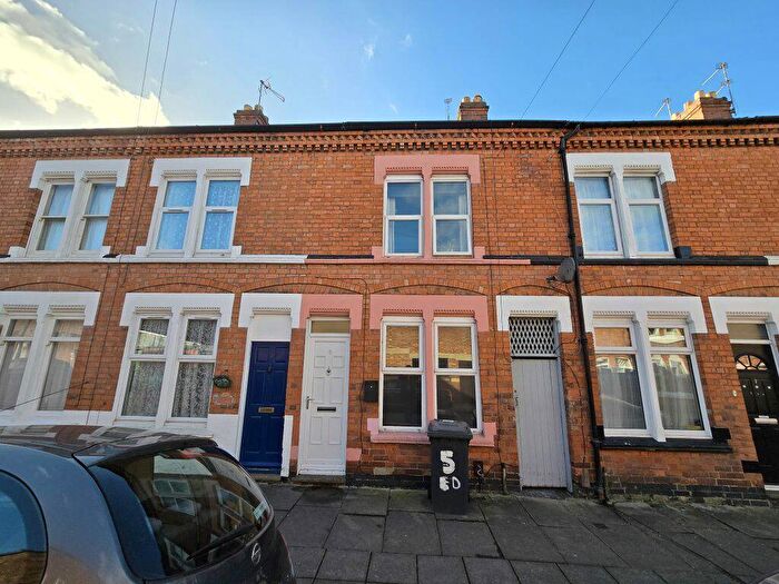3 Bedroom Terraced House To Rent In Edward Road, Leicester, LE2