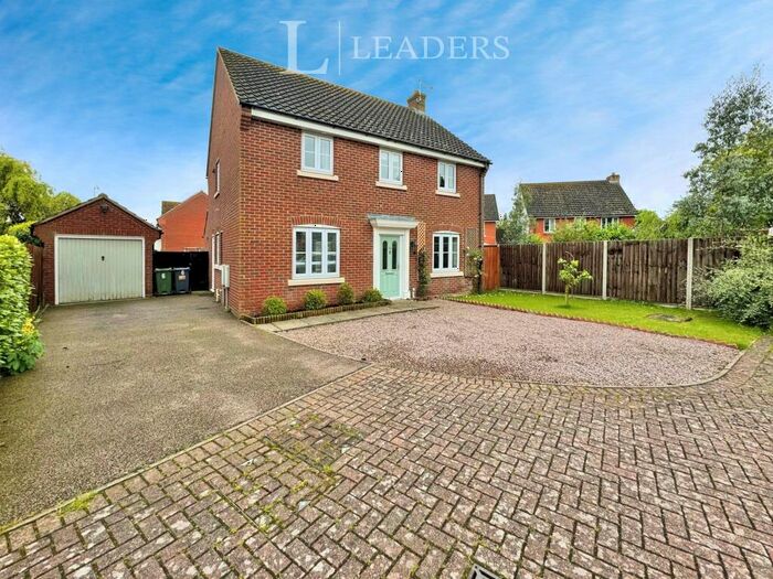 4 Bedroom Detached House To Rent In Holmes Close, NR15