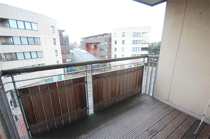 1 Bedroom Flat For Sale In Shakespeare Road, Harlesden, London, NW10