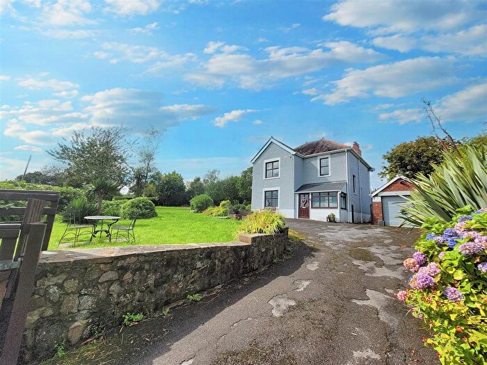 3 Bedroom Detached House For Sale In Meidrim, Carmarthen, SA33