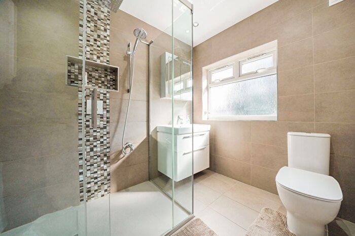 3 Bedroom Semi-detached House For Sale In Byron Road, Harrow Wealdstone, Middlesex, HA3