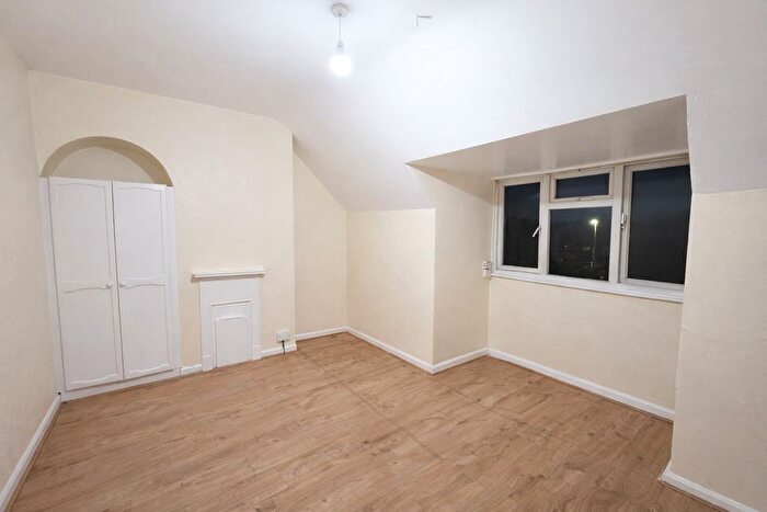 3 Bedroom Terraced House To Rent In Neville Road, Dagenham, RM8