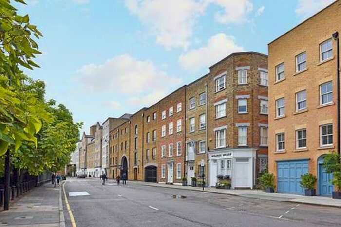 2 Bedroom Flat To Rent In Narrow Street, Limehouse, Westferry Road, London, E14