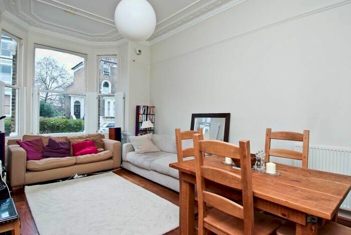 1 Bedroom Flat To Rent In Dennis Way, Gauden Road, London, SW4