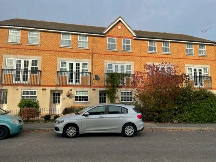 4 Bedroom House To Rent In Lakeview Way, Hampton Hargate, Peterborough, PE7