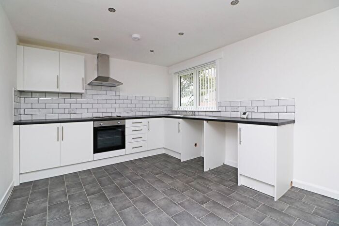 2 Bedroom Flat To Rent In Kinnaird Street, Dundee, DD3