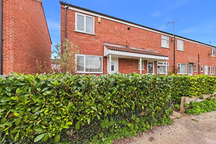 2 Bedroom End Terrace House For Sale In Mill Green, Newark, NG24