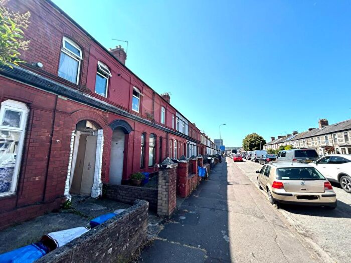 2 Bedroom Apartment To Rent In Penarth Road, Cardiff, CF11
