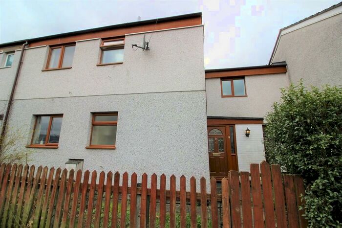 4 Bedroom Terraced House To Rent In Bakewell Green, Gamesley, Glossop, SK13