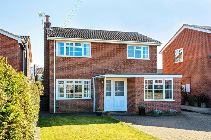 4 Bedroom Detached House For Sale In Finch Close, Uppingham, LE15