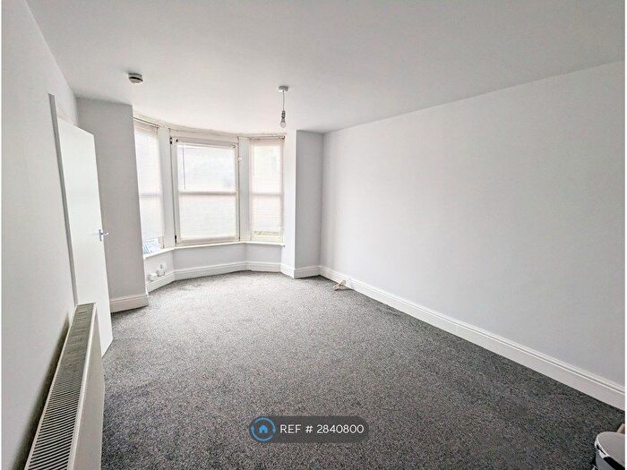 1 Bedroom Flat To Rent In Hampshire Terrace, Portsmouth, PO1