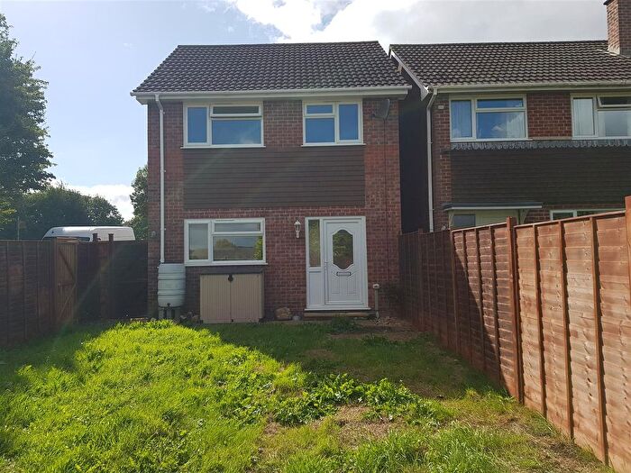 3 Bedroom Detached House To Rent In Ashcroft, Chard, Somerset, TA20