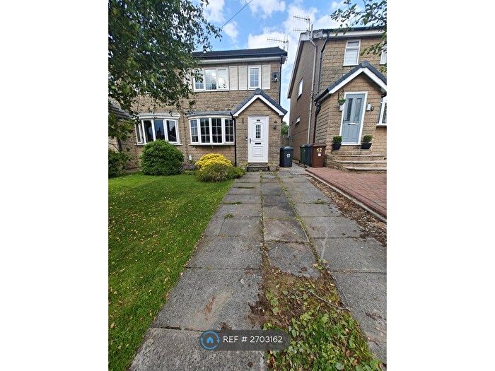 3 Bedroom Semi Detached House To Rent In Heyhead Street, Brierfield, Nelson, BB9