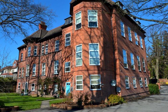 2 Bedroom Flat To Rent In Devonshire Place, Prenton, CH43